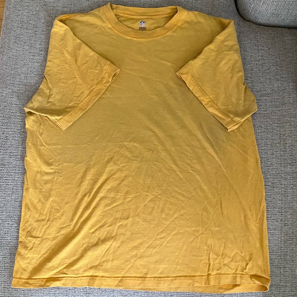 Nfl team apparel tee